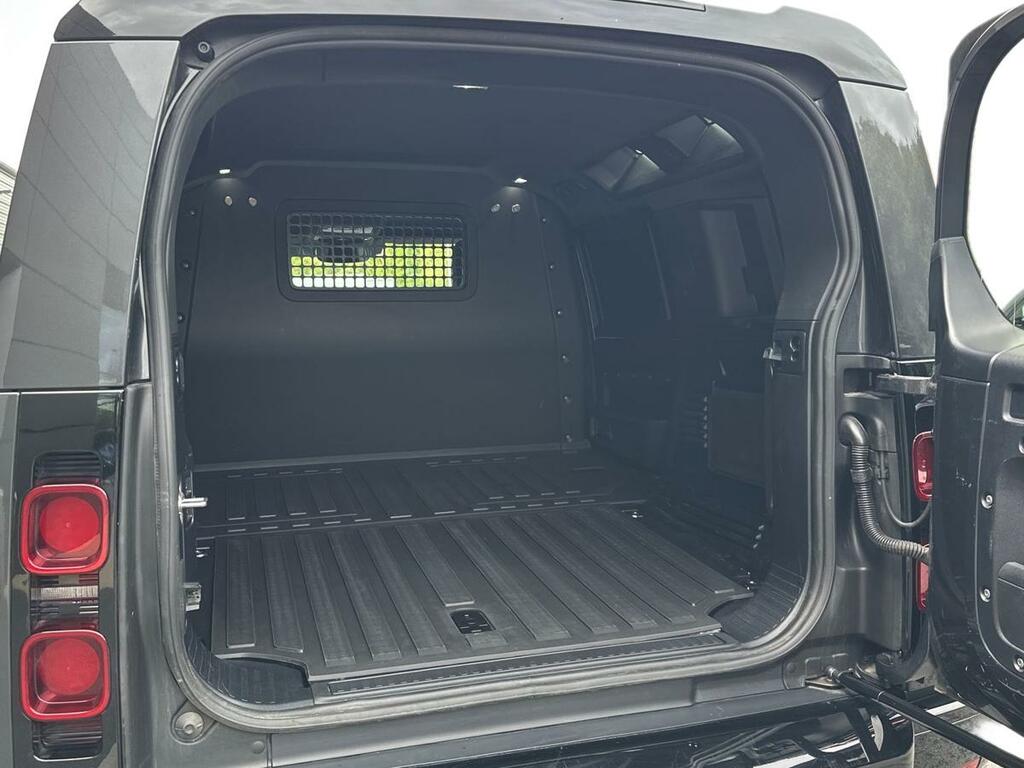 Land Rover Defender 110 3.0 D250 Hard Top X-dynamic Se Grey #4