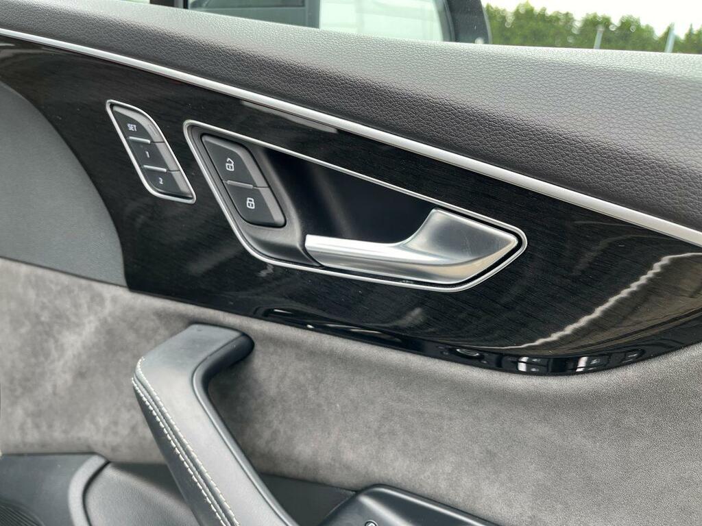Audi SQ7 2022 22 4.0 Grey #33