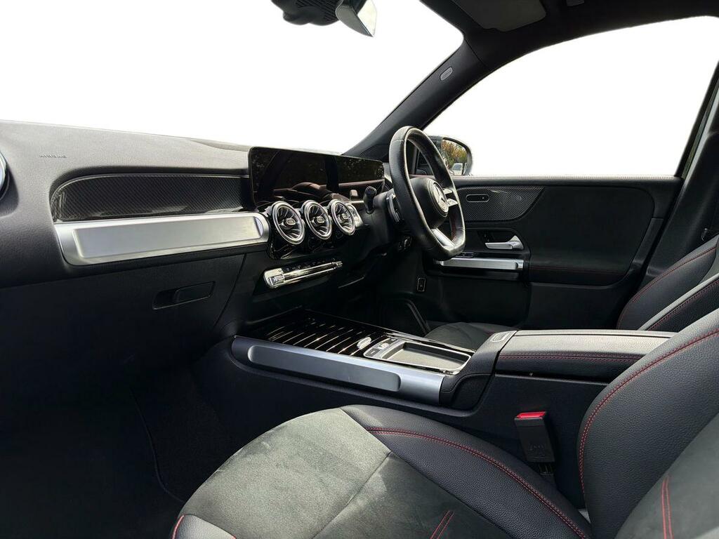 Mercedes-Benz GLB Class Glb 200 Amg Line Executive Black #3