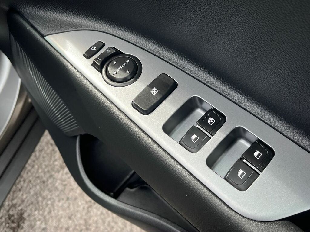 Kia Stonic Stonic 2 Grey #26