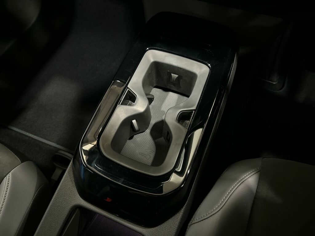 Volkswagen ID.4 Match Pro Black #28