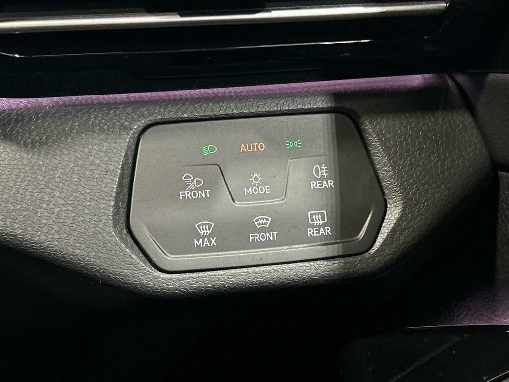 Volkswagen ID.4 Match Pro Black #21