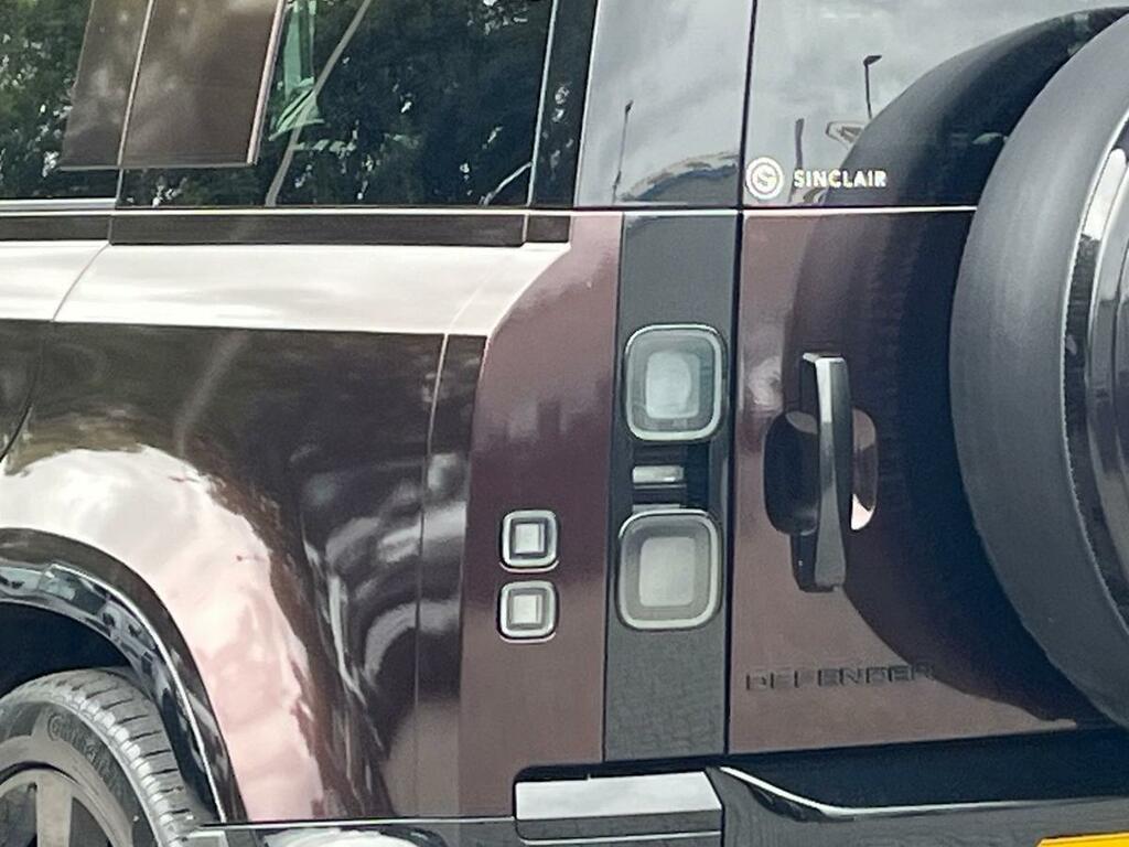 Land Rover Defender 110 X-dynamic Hse Grey #19