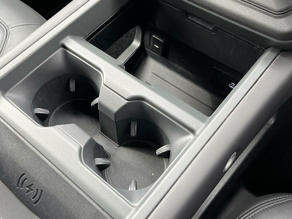 Land Rover Defender 110 X-dynamic Hse Grey #30