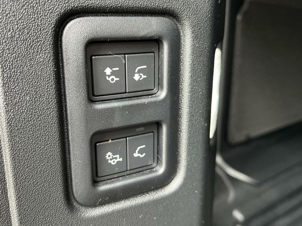 Land Rover Defender 110 X-dynamic Hse Grey #41
