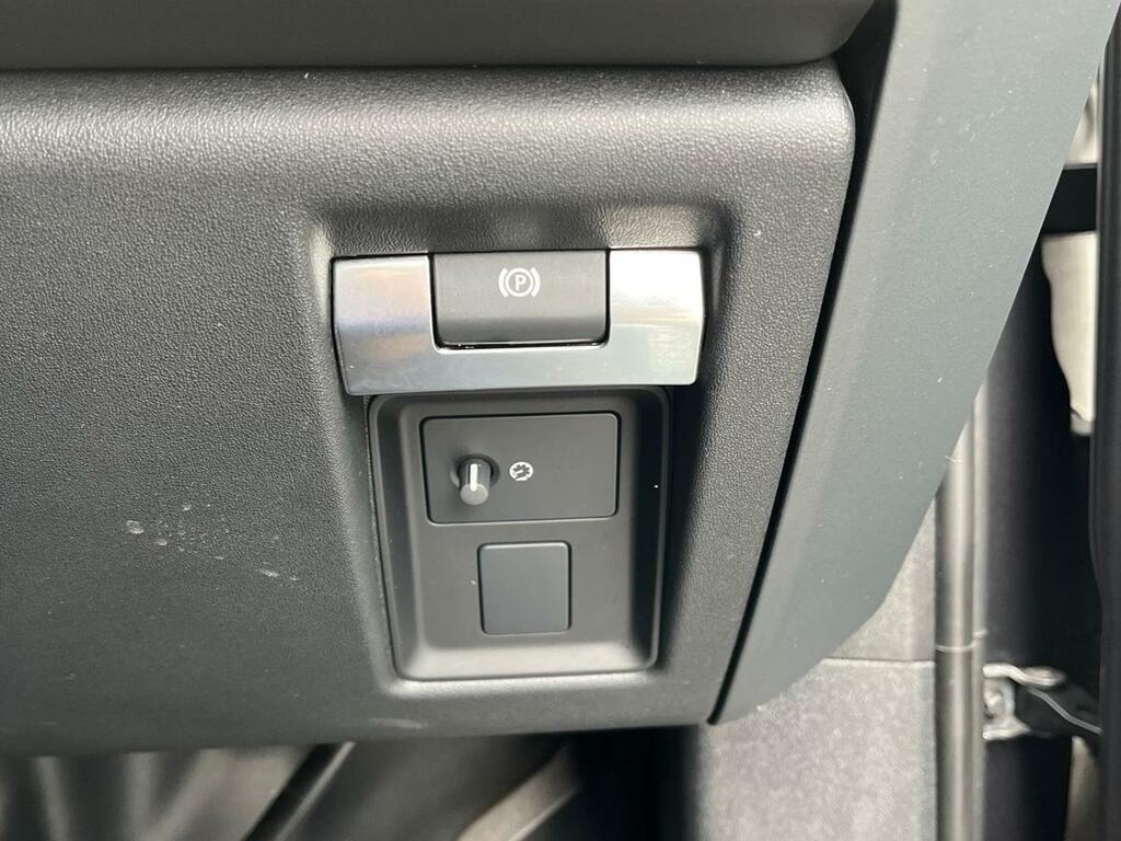 Land Rover Defender 110 X-dynamic Hse Grey #36