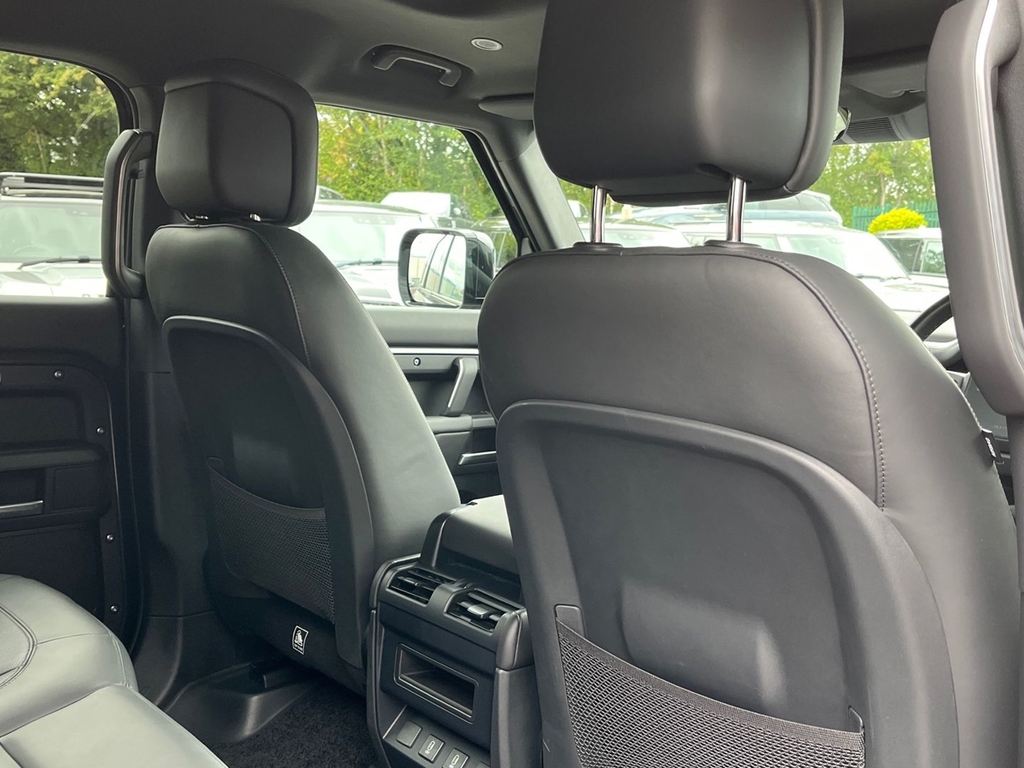 Land Rover Defender 110 X-dynamic Hse Grey #40