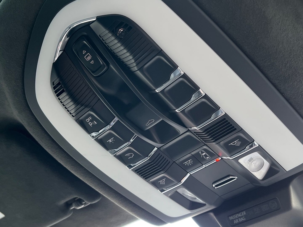 Porsche Macan 4 2025 2024 Grey #42