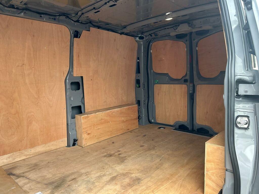 Volkswagen Transporter 2.0 Tdi 110 Commerce Plus Van 5 Plus White #9