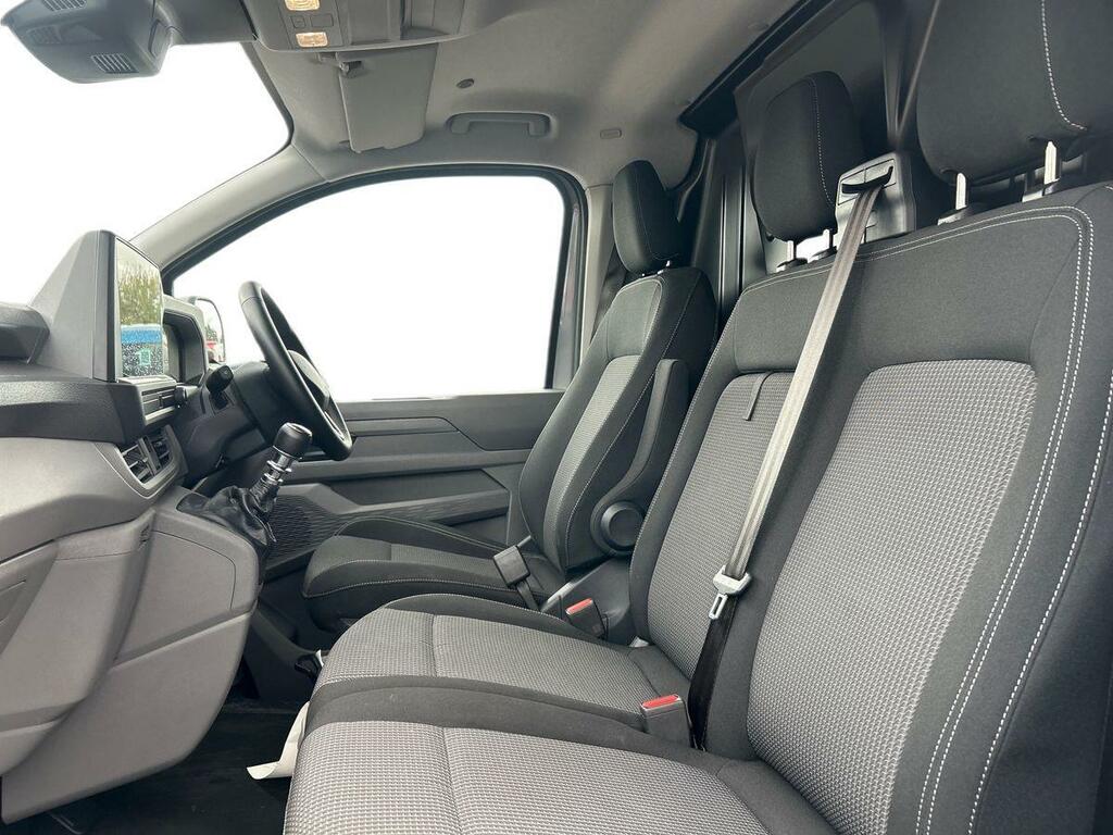 Volkswagen Transporter 2.0 Tdi 110 Commerce Plus Van 5 Plus White #8