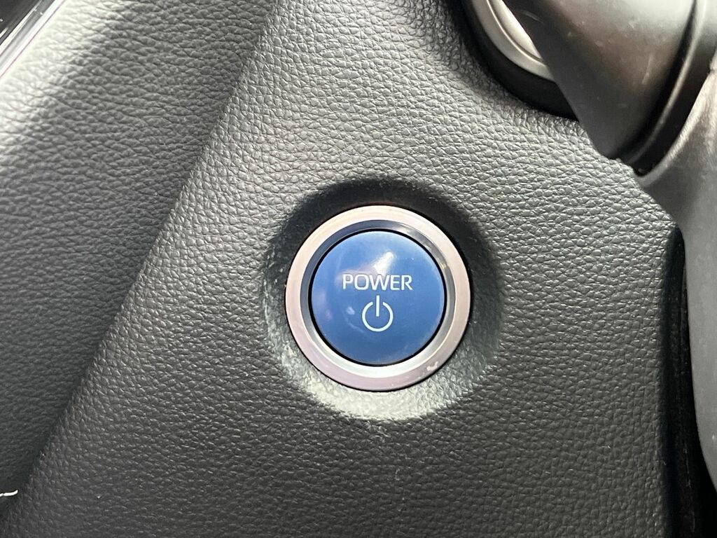Toyota Corolla 1.8L Icon Tech White #39