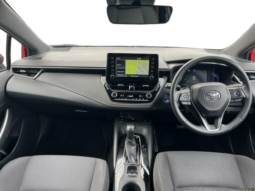 Toyota Corolla 1.8L Icon Tech White #9