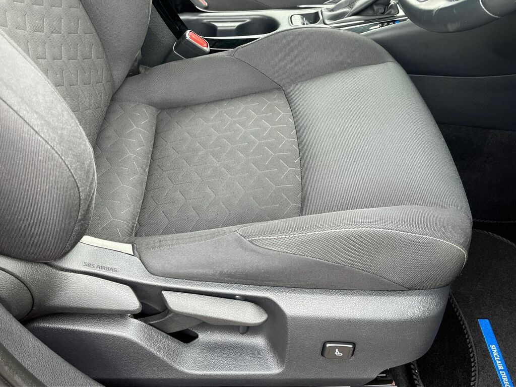 Toyota Corolla 1.8L Icon Tech White #26