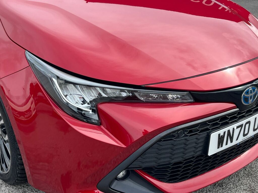 Toyota Corolla 1.8L Icon Tech White #17