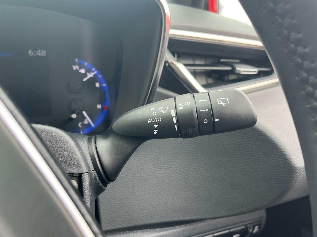 Toyota Corolla 1.8L Icon Tech White #41