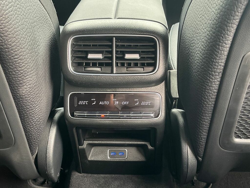 Mercedes-Benz GLE Class Suv White #39