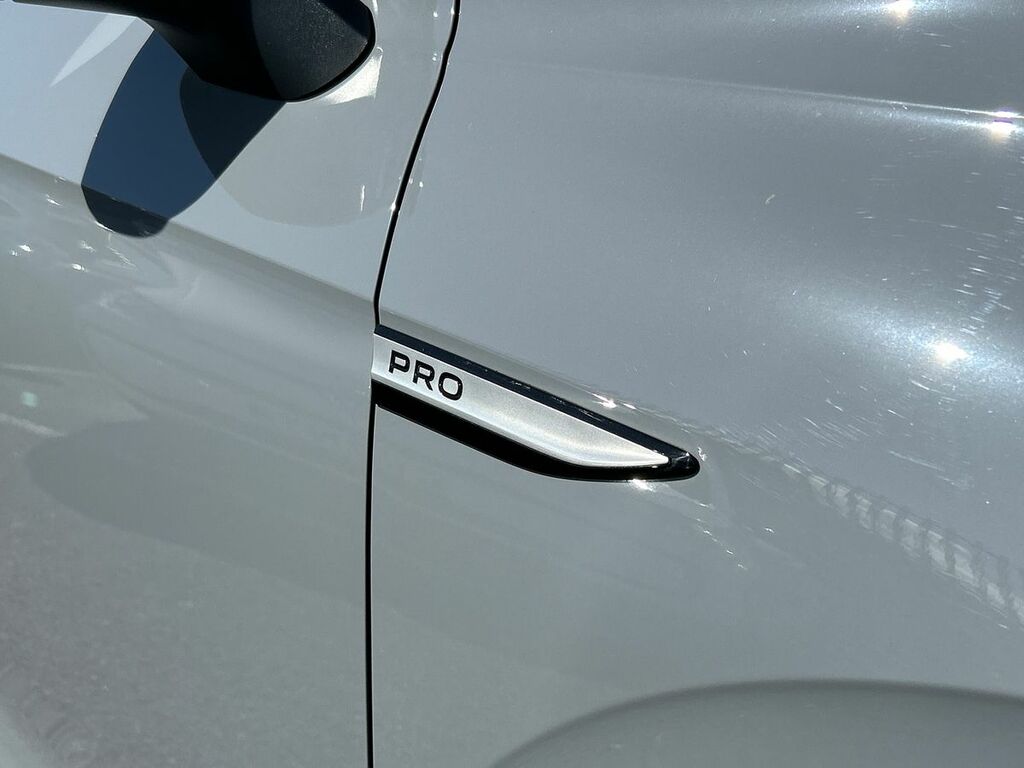 Volkswagen ID.4 Style Edition White #23