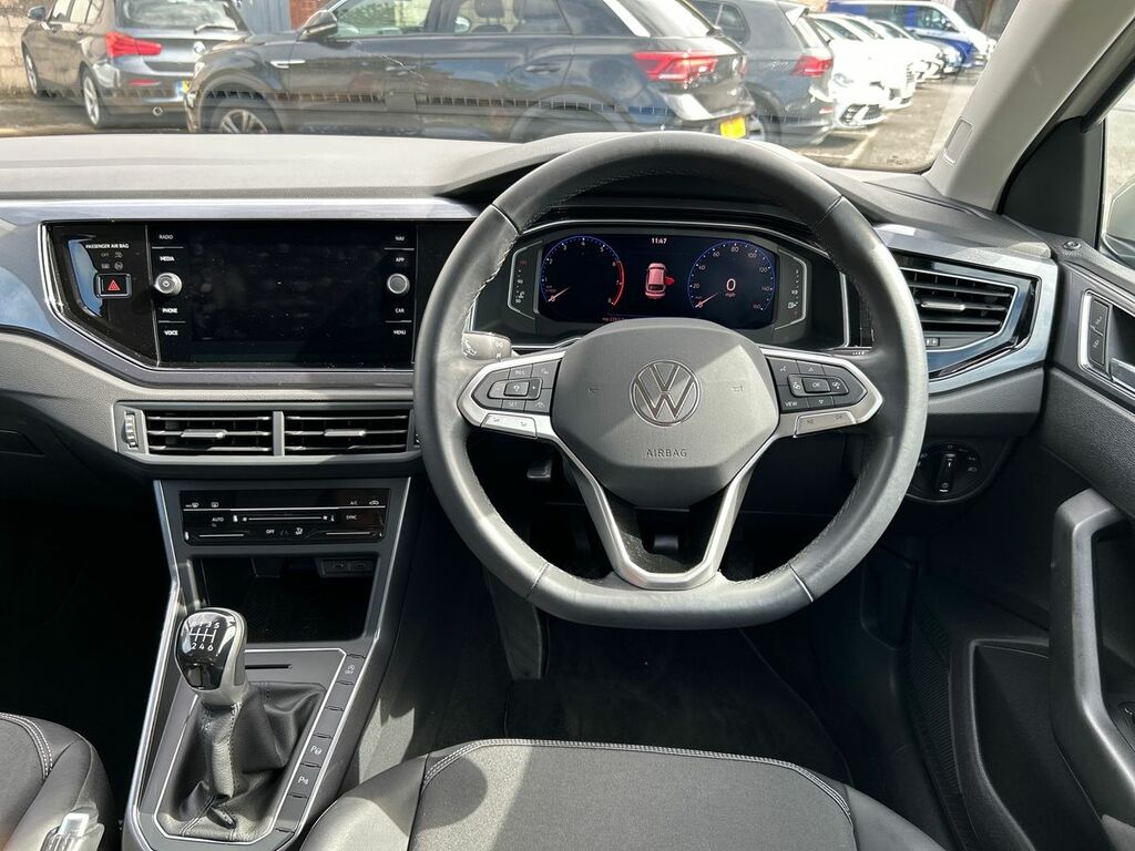 Volkswagen Taigo Hatchback Green #14