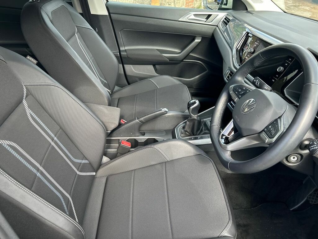 Volkswagen Taigo Hatchback Green #34