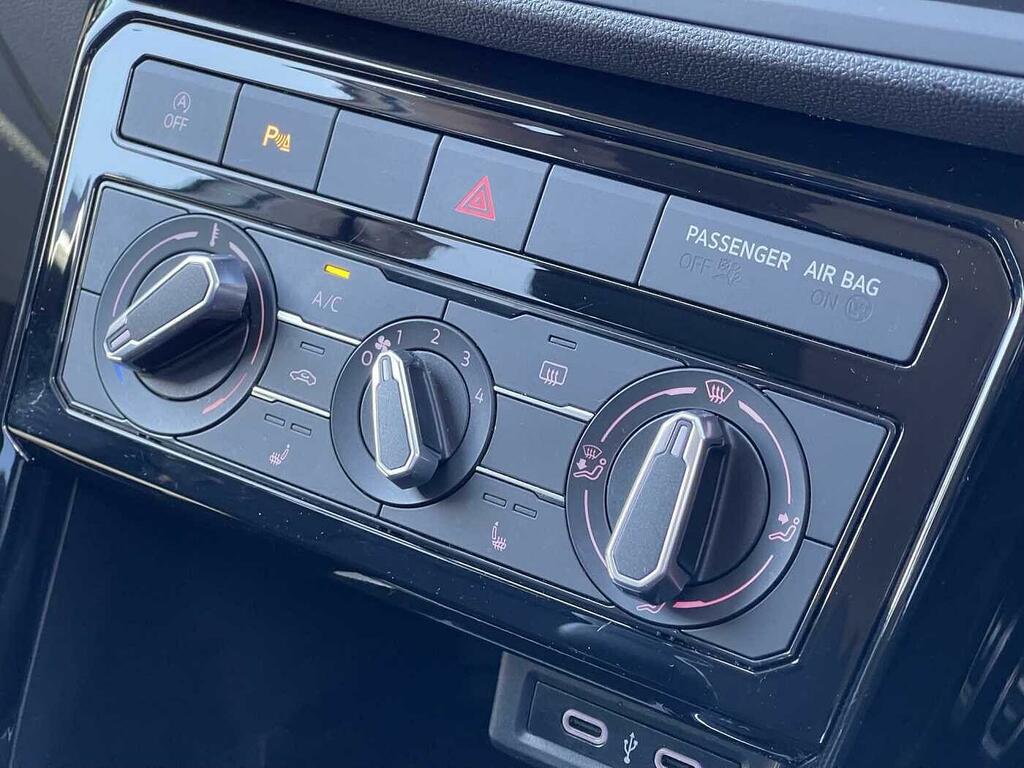 Volkswagen T-Cross Active Grey #15