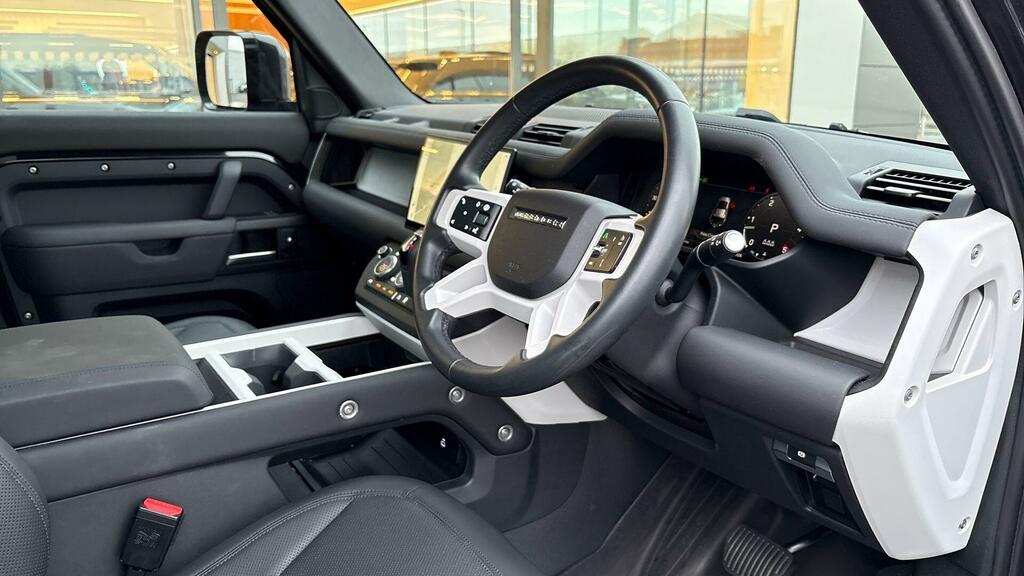 Land Rover Defender 110 Defender X-dynamic S D Mhev A Black #25