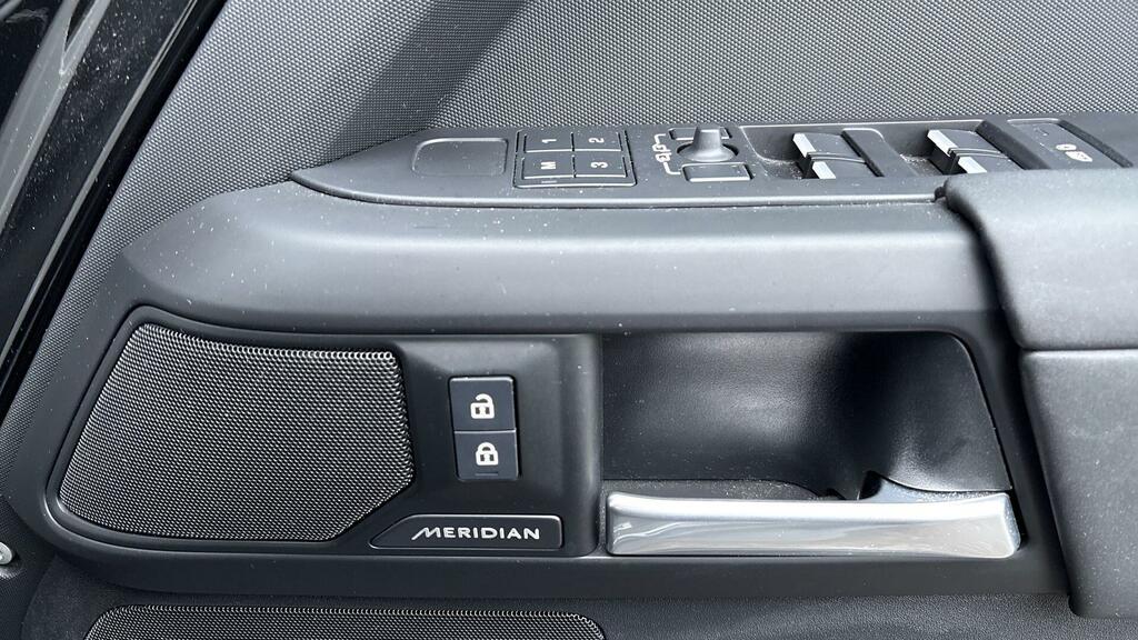 Land Rover Defender 110 Defender X-dynamic S D Mhev A Black #39