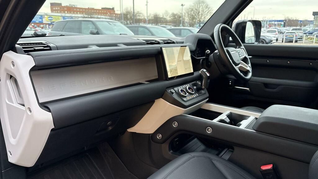 Land Rover Defender 110 Defender X-dynamic S D Mhev A Black #26