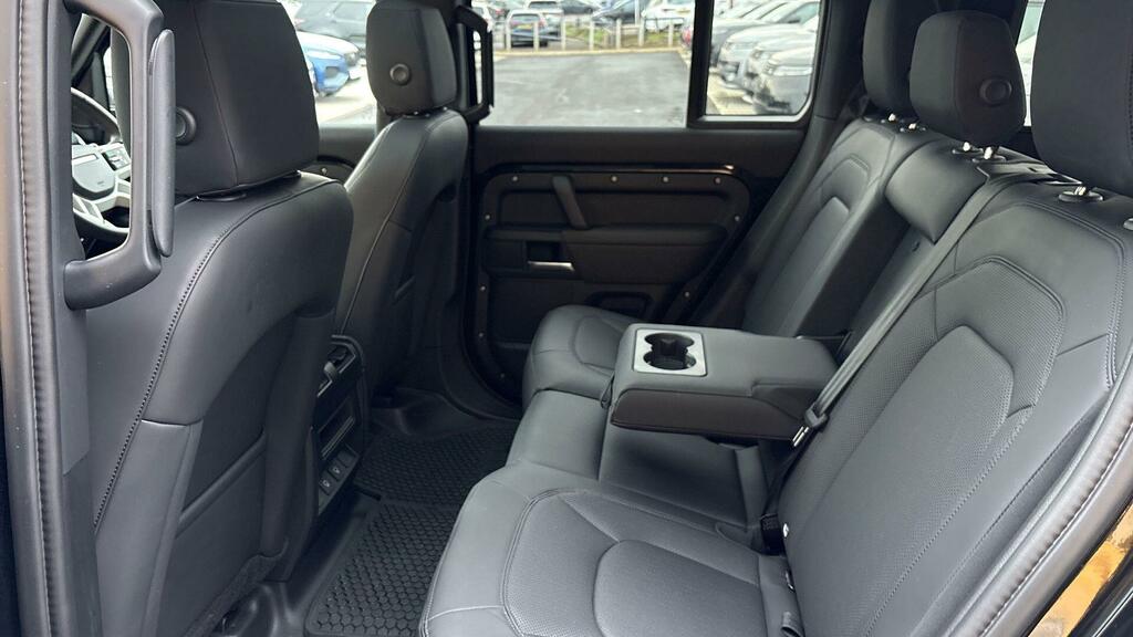 Land Rover Defender 110 Defender X-dynamic S D Mhev A Black #24