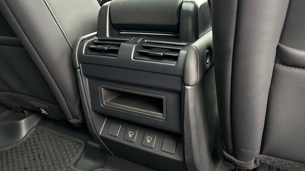 Land Rover Defender 110 Defender X-dynamic S D Mhev A Black #18