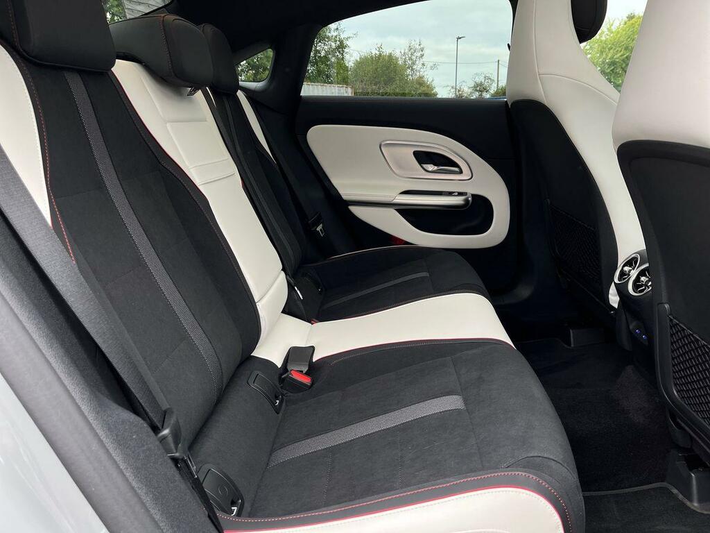 Mercedes-Benz CLA Class 200 Sport Executive Tip White #37