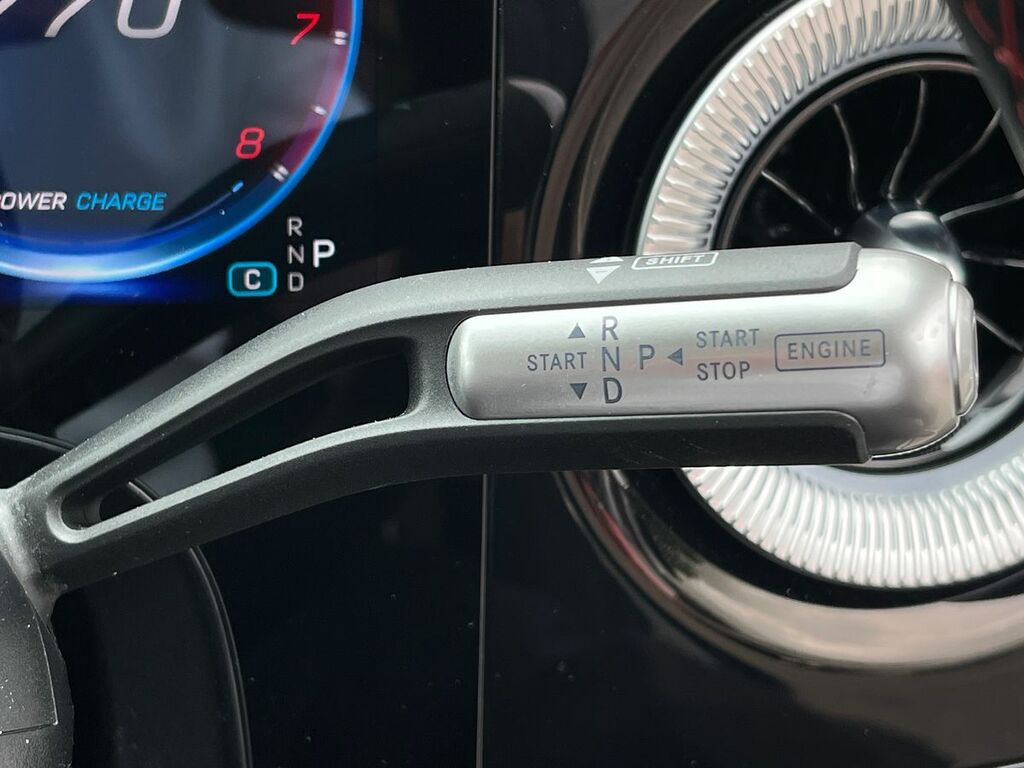 Mercedes-Benz CLA Class 200 Sport Executive Tip White #31