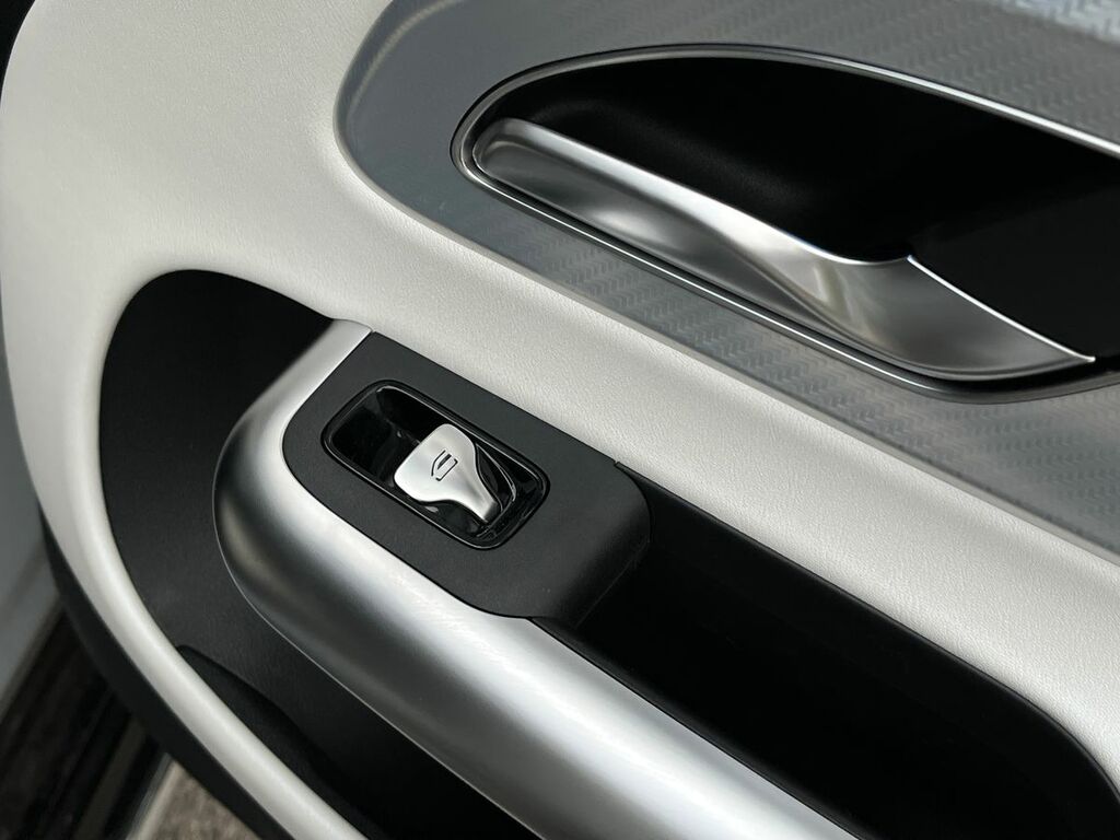 Mercedes-Benz CLA Class 200 Sport Executive Tip White #38