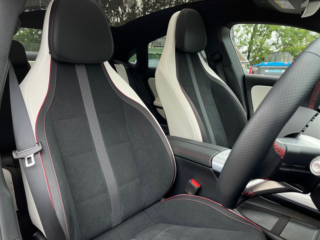 Mercedes-Benz CLA Class 200 Sport Executive Tip White #21