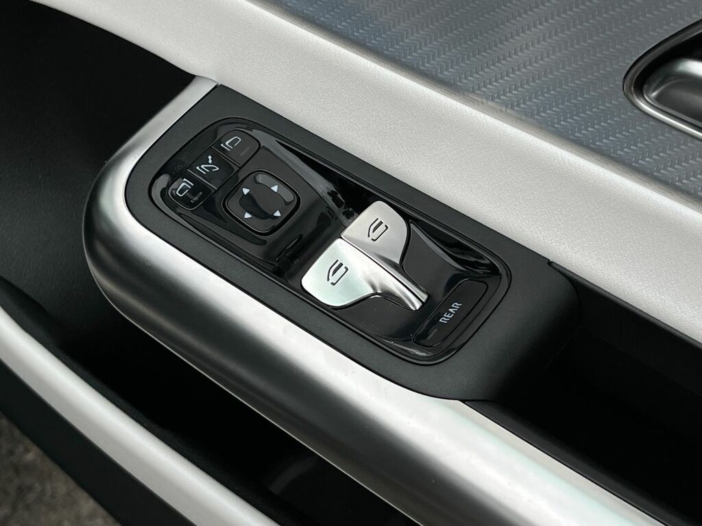 Mercedes-Benz CLA Class 200 Sport Executive Tip White #22