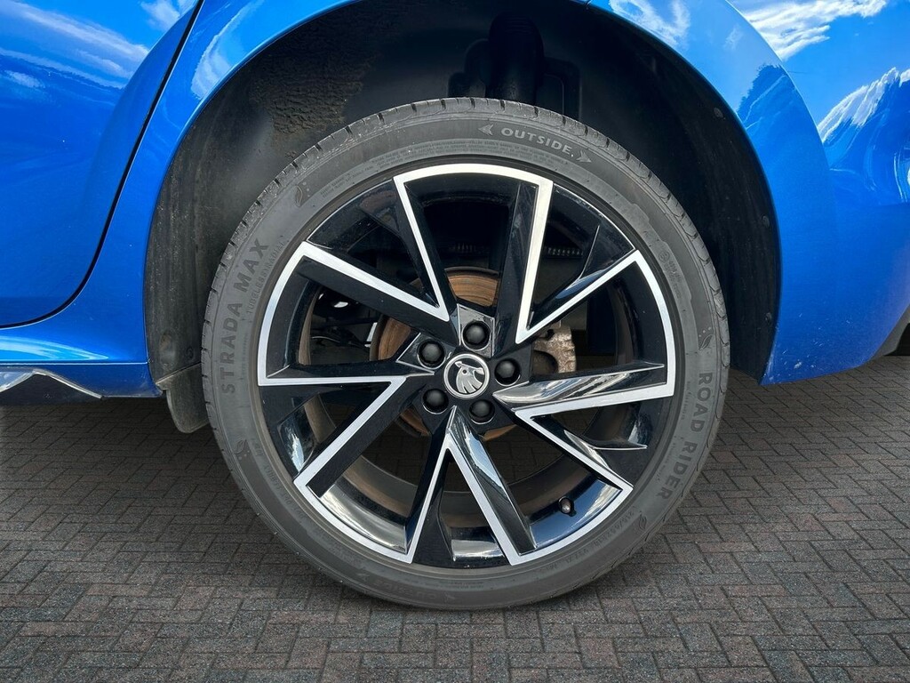 Skoda Kamiq Hatchback  #8