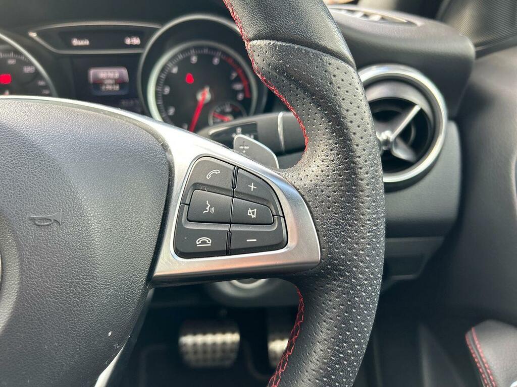 Mercedes-Benz GLA Class 1.6 Gla 200 Amg Line Edition 155 Bhp Black #16
