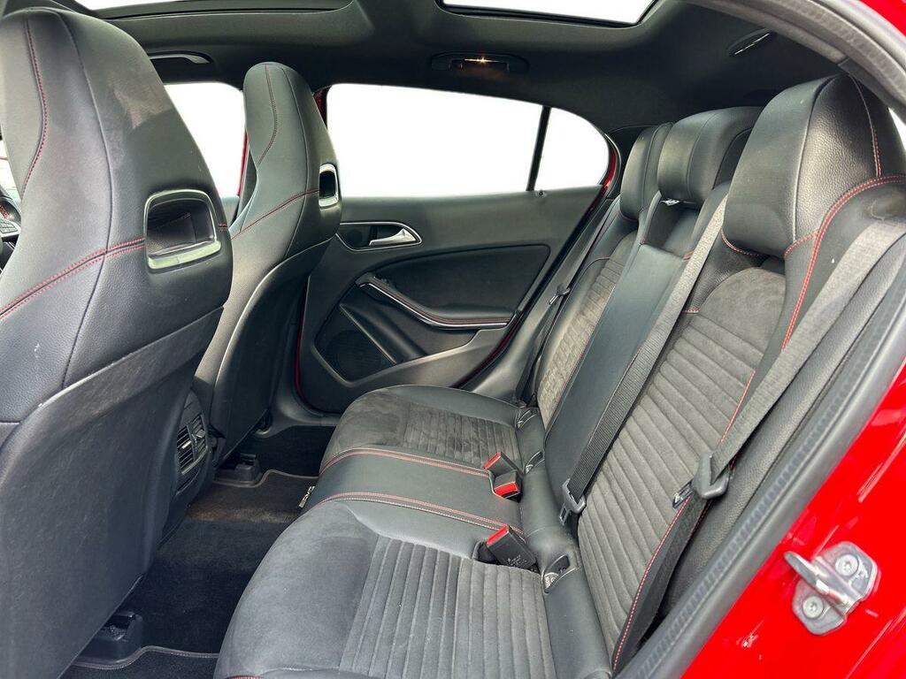 Mercedes-Benz GLA Class 1.6 Gla 200 Amg Line Edition 155 Bhp Black #4