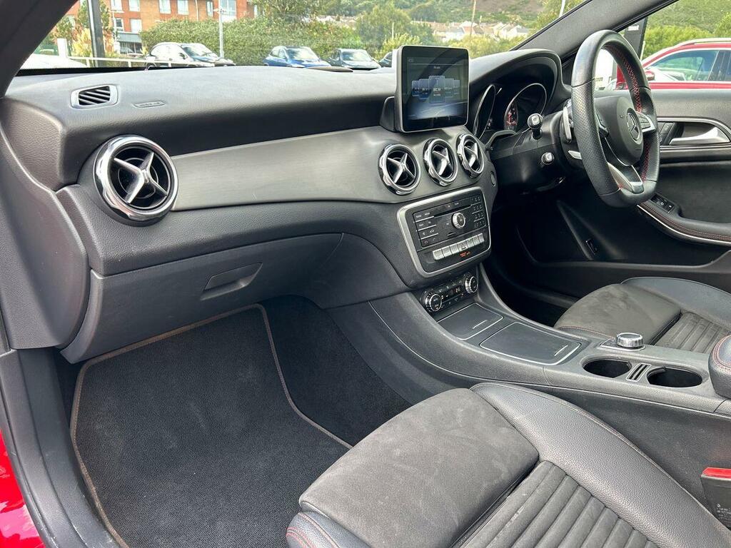 Mercedes-Benz GLA Class 1.6 Gla 200 Amg Line Edition 155 Bhp Black #26