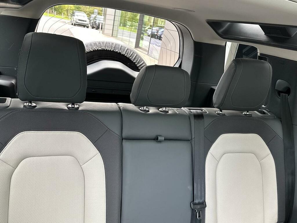 Land Rover Defender 110 3.0 D250 X-dynamic Hse Grey #48