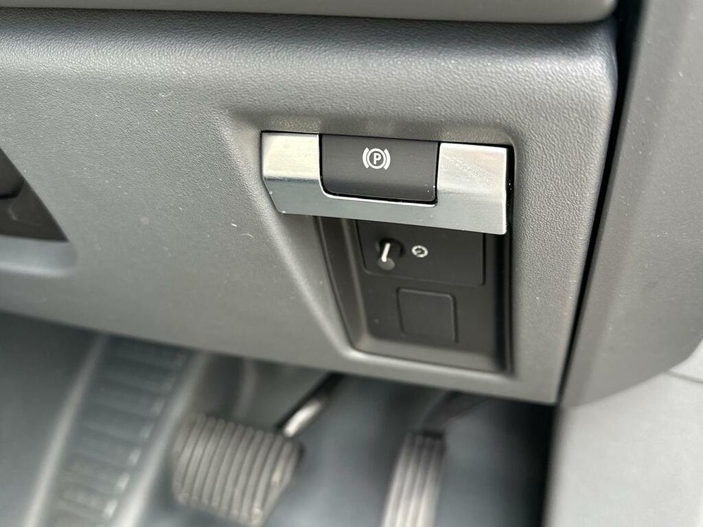 Land Rover Defender 110 3.0 D250 X-dynamic Hse Grey #30