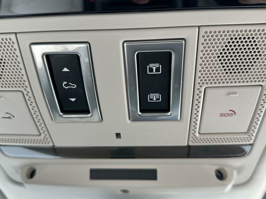 Land Rover Defender 110 3.0 D250 X-dynamic Hse Grey #23