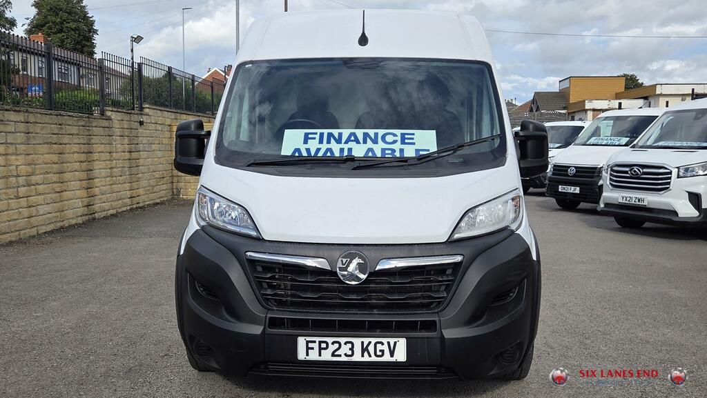 Vauxhall Movano Prime White #3
