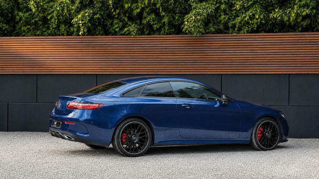 Mercedes-Benz E Class 2020 2.0 E300 Gpf Amg Line Premium Coupe Pet KN70ZDT Blue #4