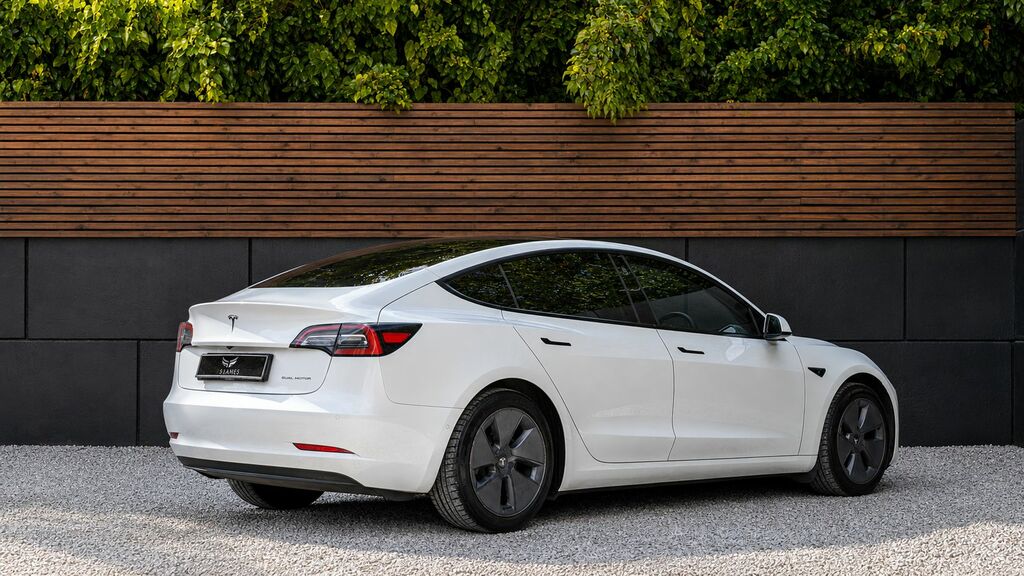 Tesla Model 3 2021 Dual Motor Long Range Saloon A White #6