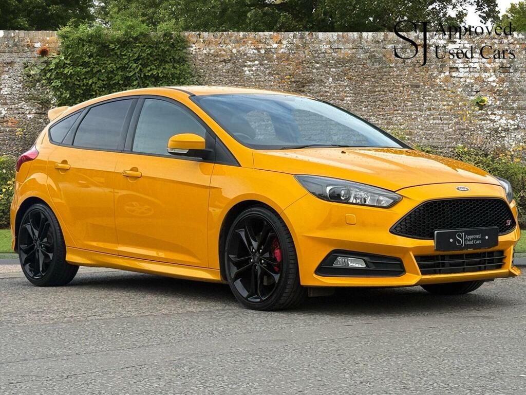 Ford Focus Hatchback 2.0 Tdci St-3 Powershift Euro 6 Ss Yellow
