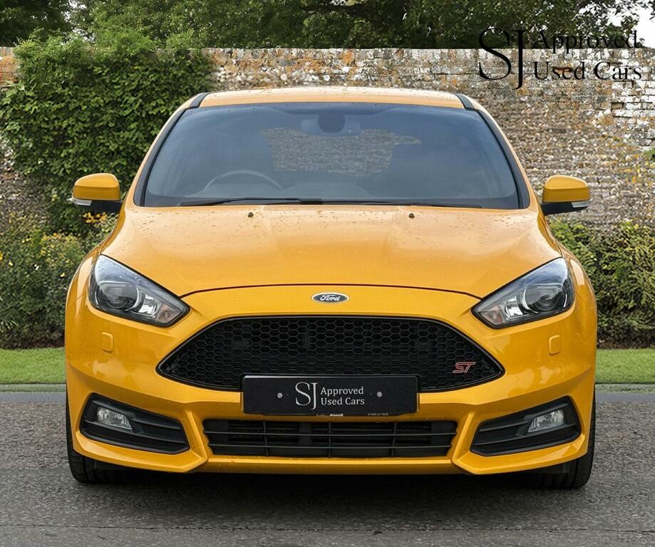 Ford Focus Hatchback 2.0 Tdci St-3 Powershift Euro 6 Ss Yellow #4