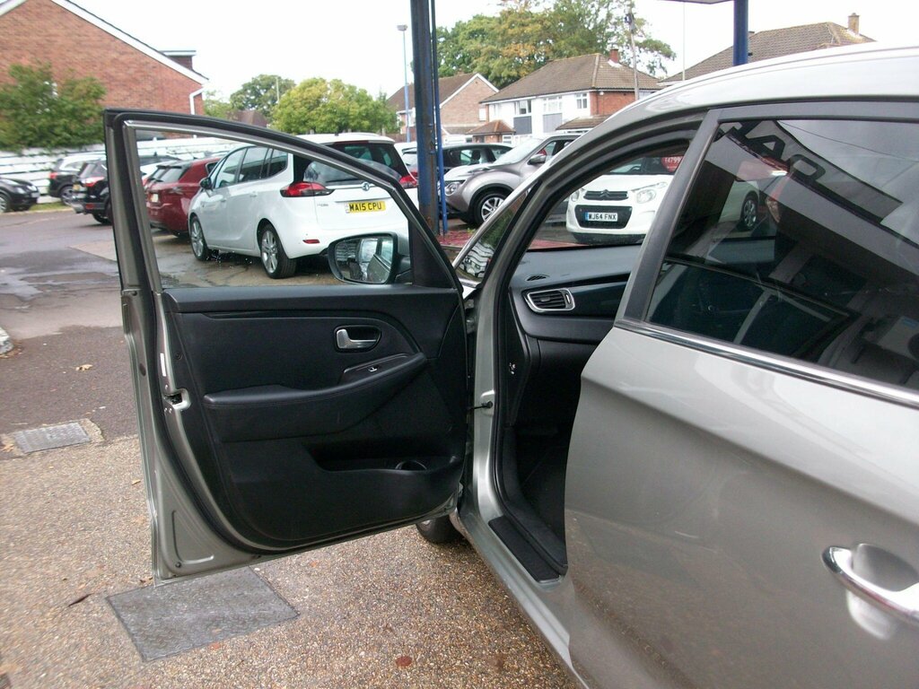 Kia Carens 1 Ecodynamics Crdi Silver #9