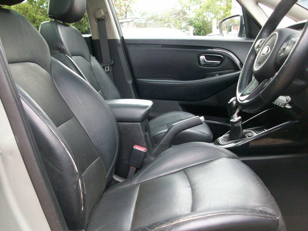 Kia Carens 1 Ecodynamics Crdi Silver #12