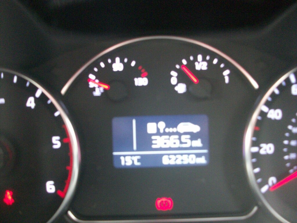 Kia Carens 1 Ecodynamics Crdi Silver #33