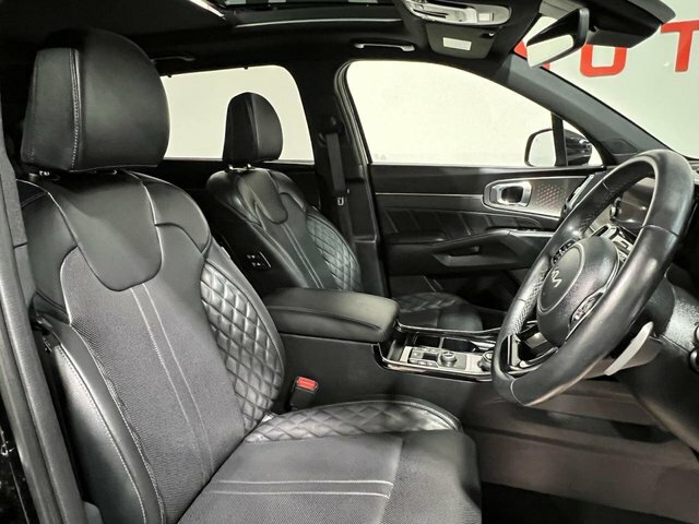 Kia Sorento 2023 2.2 Crdi Edition Suv Dct Awd Euro Black #3